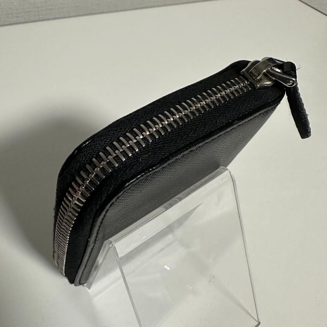 極美品　プラダPRADA サフィアーノレザー　トライアングルロゴ　ケース黒