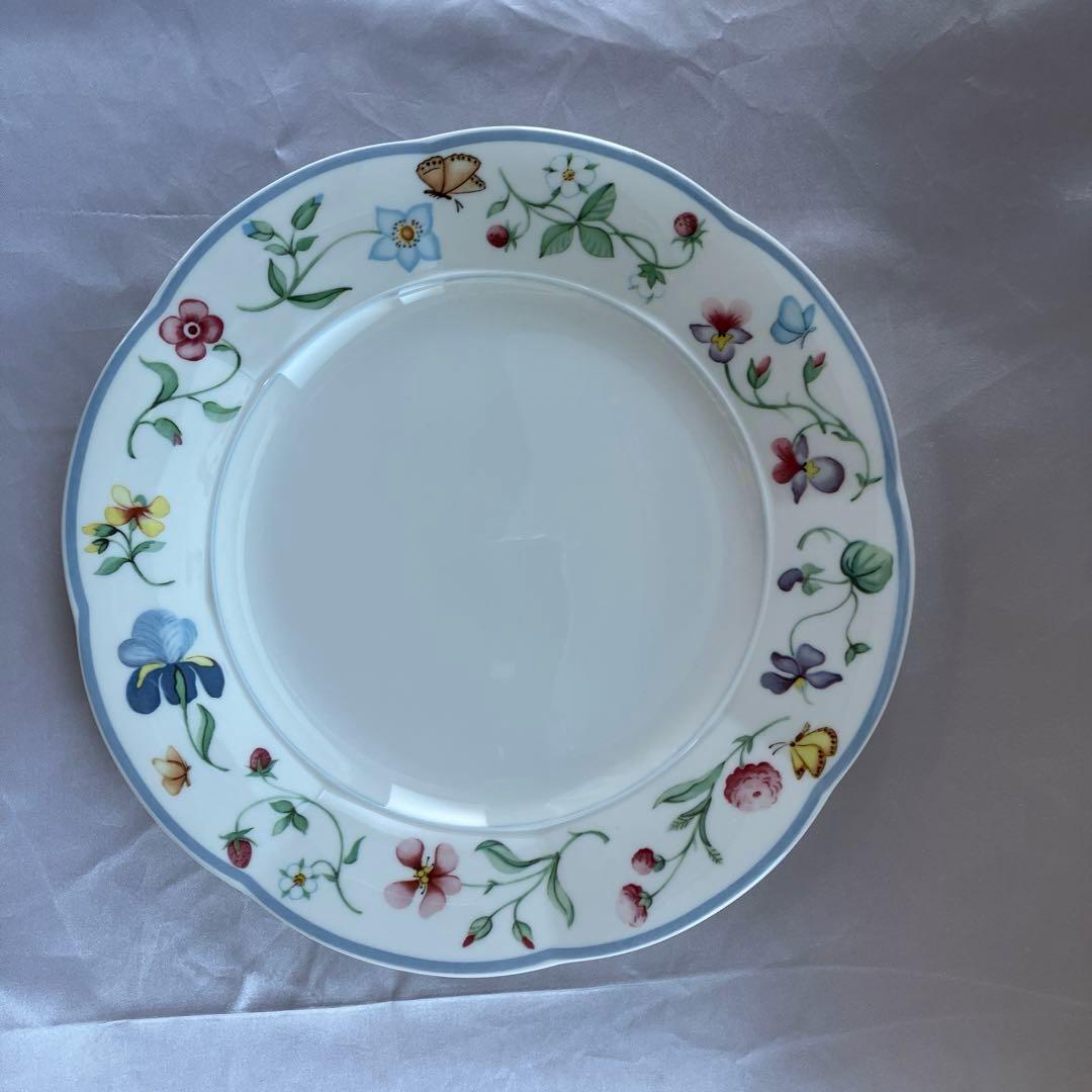 ビレロイ&ボッホ　マリポーサ カップ&ソーサーとプレート2種類の2セット