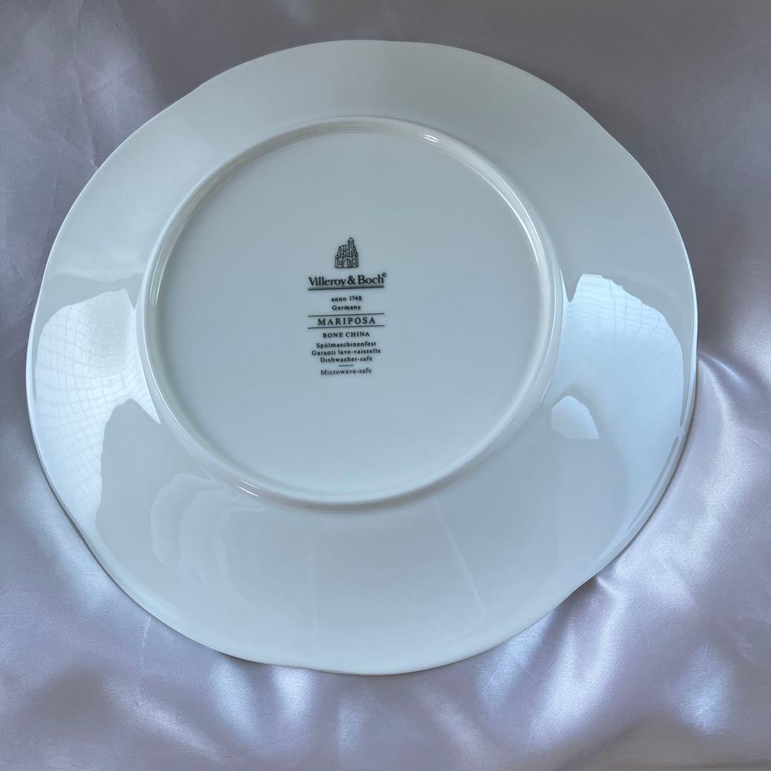 ビレロイ&ボッホ　マリポーサ カップ&ソーサーとプレート2種類の2セット