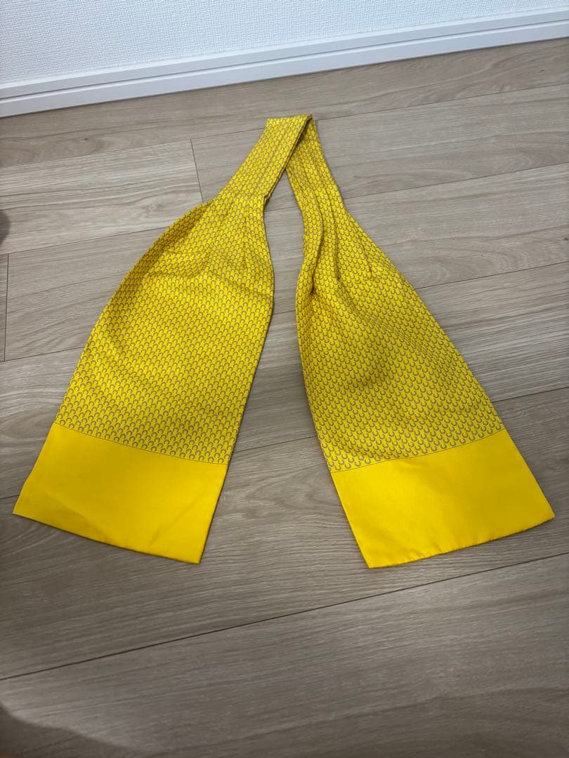 エルメス シルク イエロー　アスコットタイ