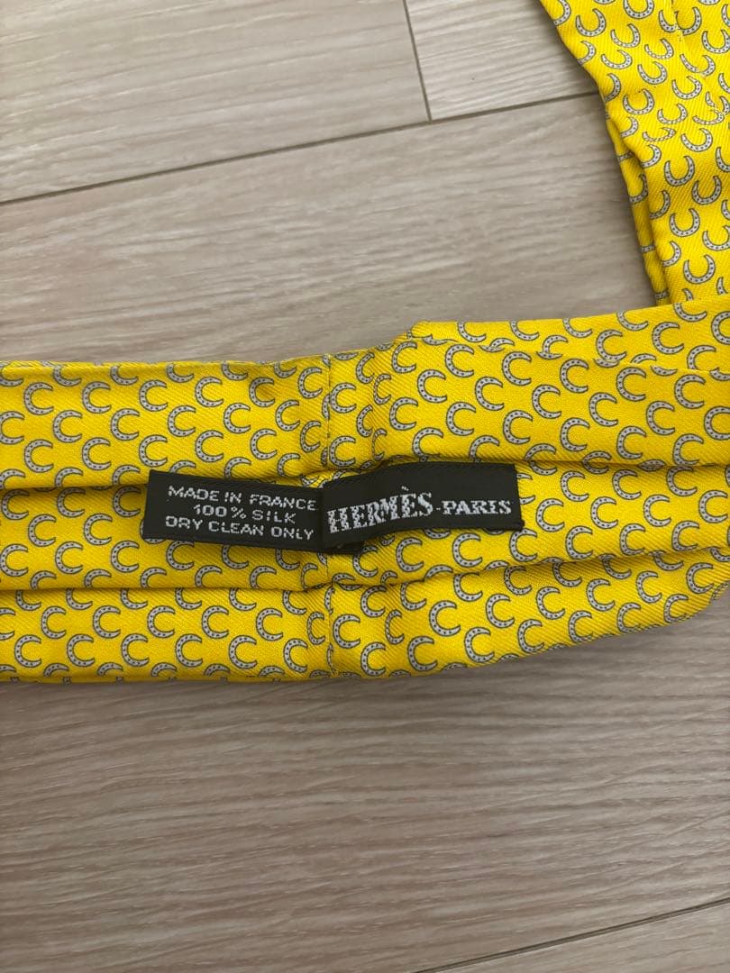 エルメス シルク イエロー　アスコットタイ