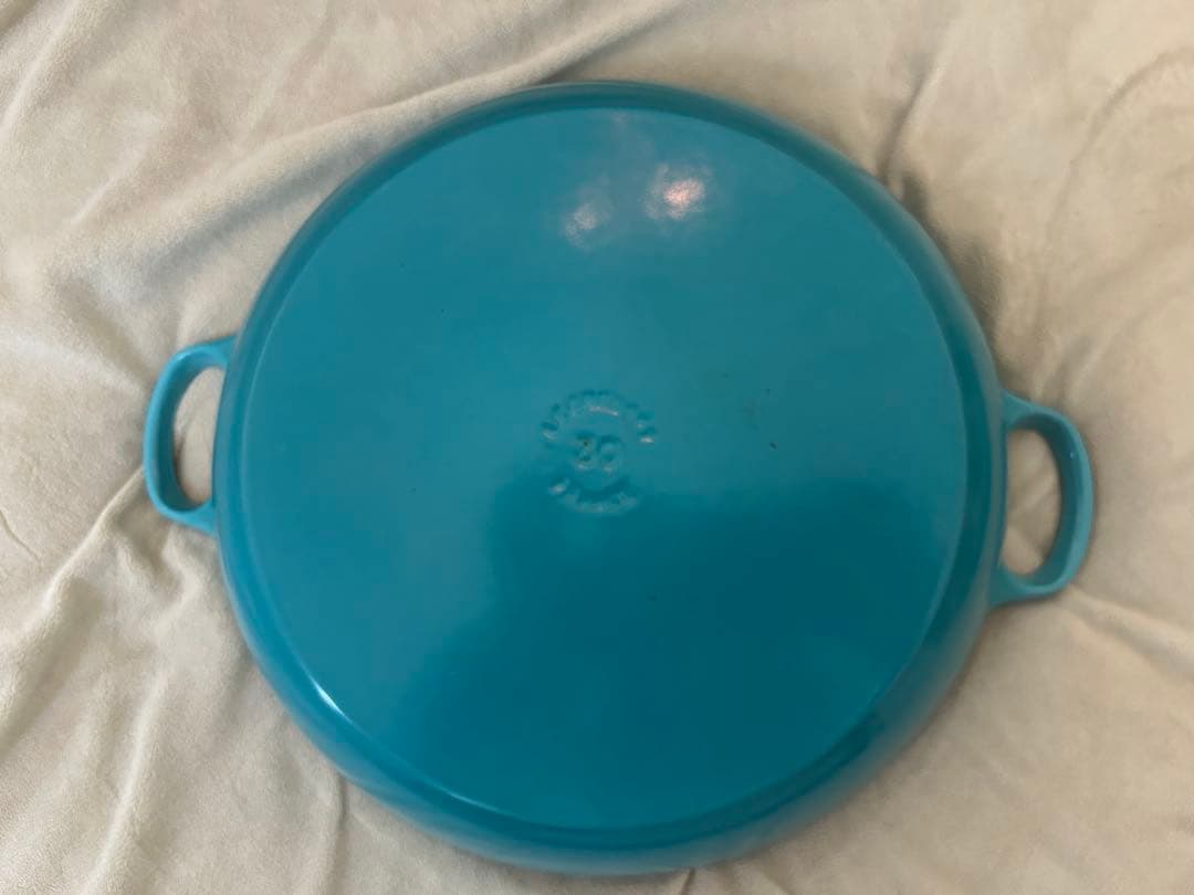 【値下げ中】ル・クルーゼ ビュッフェキャセロール 30cm カリビアンブルー