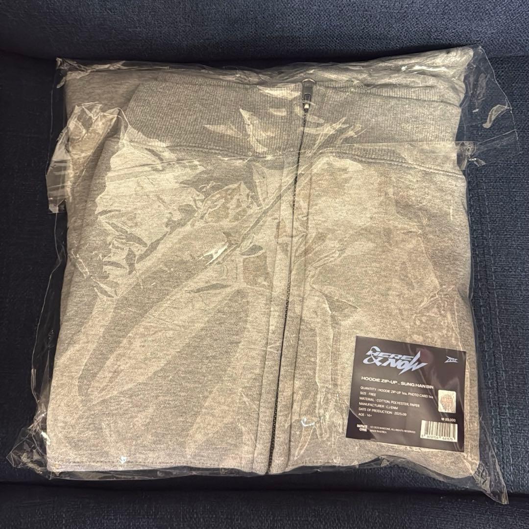 ZB1 ゼベワン フーディー パーカー　HERE&NOW