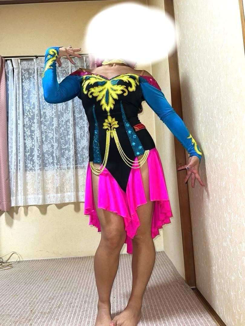 早まりました‼️10/26まで NANAKA社交ダンスラテン ドレス オフショル