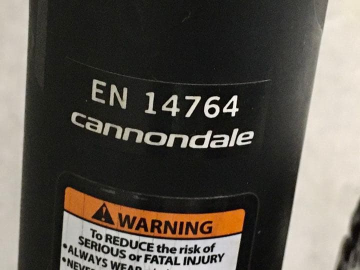 2014 Cannondale Quick CX3 黒 サイズM