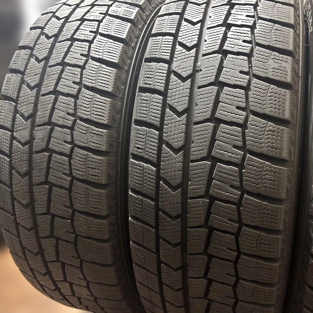185/60R15(84Q)スタッドレスタイヤ　ダンロップ製WINTERMAXX