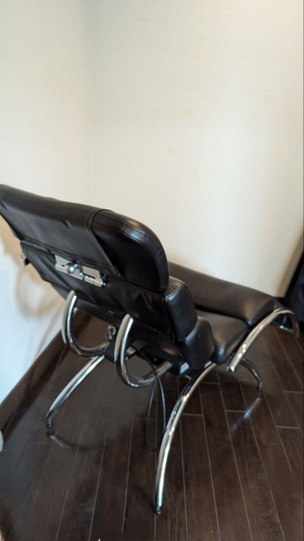 【中古】タカラベルモント　シャンプー椅子『CALME（カルム）』左側スイッチ