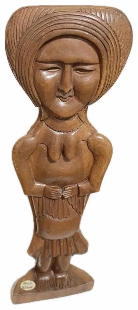 アンティークヒマラヤクルミ材のWELCOME LADYはインテリアの置物