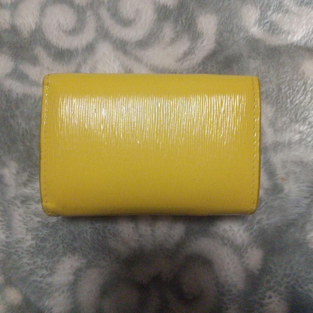 PRADA ヴェッテロムーブ　コンパクトウォレットイエロー 三つ折り財布