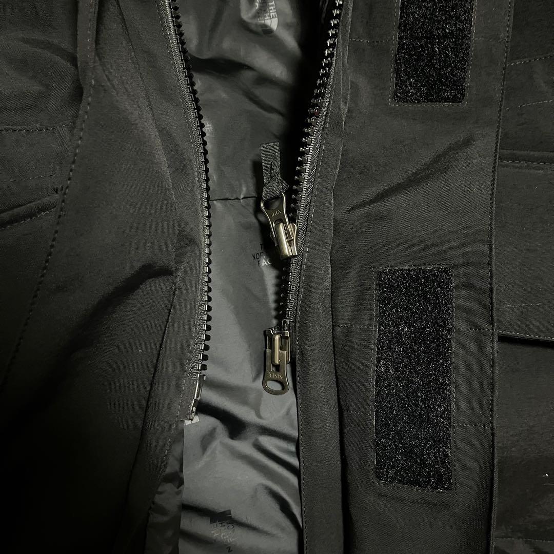 The North Faceトランスアンタークティカパーカー