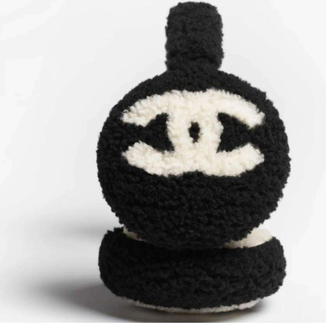 CHANEL シャネル　最新イヤーマフ❣️ 即完売　　ブラック　新品未使用