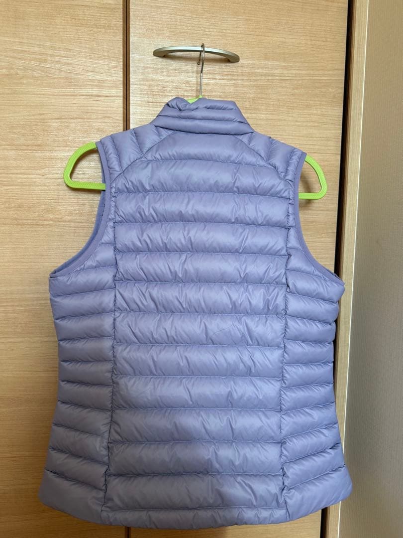 Patagonia ウィメンズ・ダウン・セーター・ベスト　Mサイズ