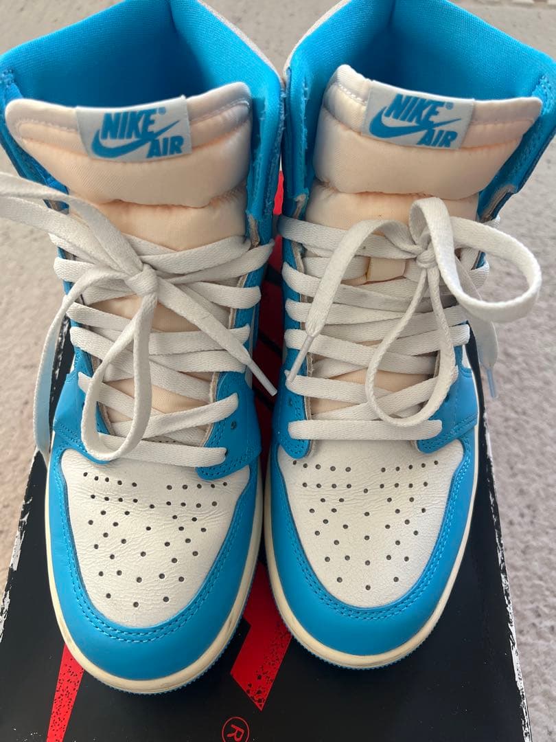 エアジョーダン 1 レトロ HIGH OG\"UNC Reim agined\"