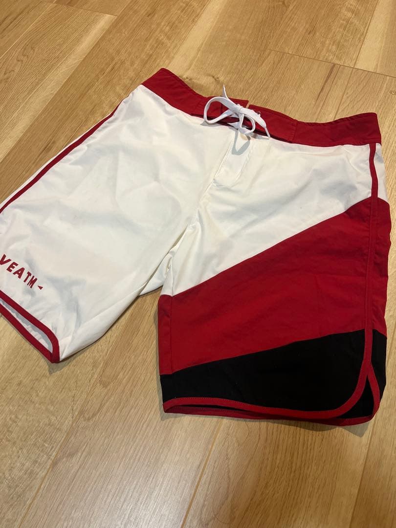 ⭐︎【公式完売品　未使用】⭐︎ VEATM ビートム　サーフパンツ L