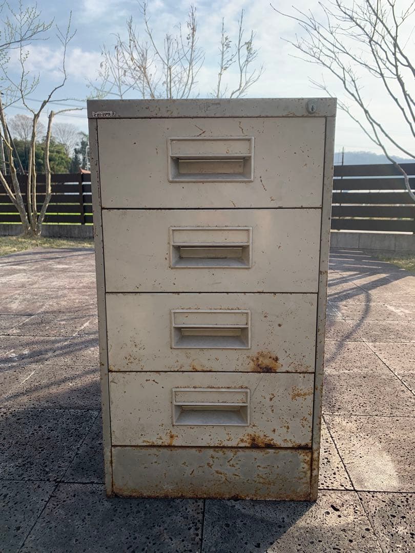 レトロ　スチールラック　スチール棚　スチールキャビネット