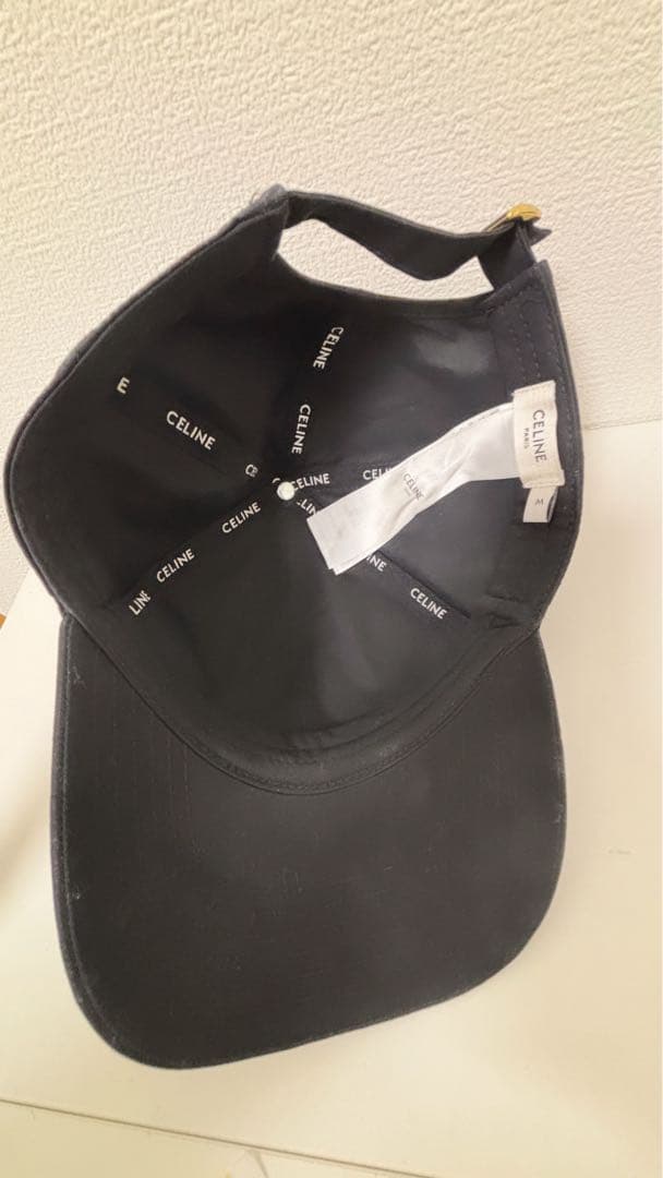 CELINE 黒 ベースボールキャップMサイズ