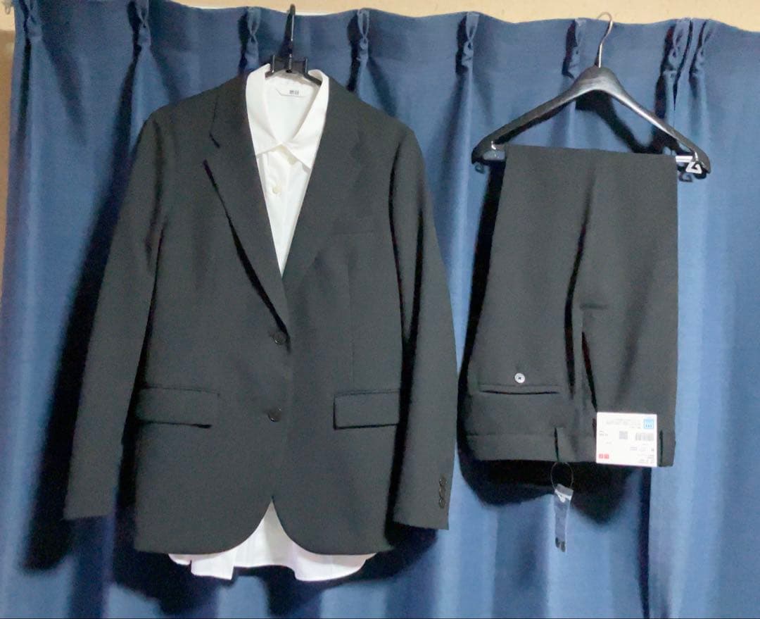 ユニクロ　感動ジャケット・パンツ・ブラウス3点セット　状態◎