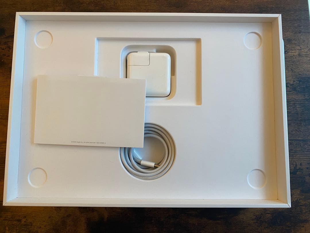 Apple MacBook Air 13インチ シルバー 本体