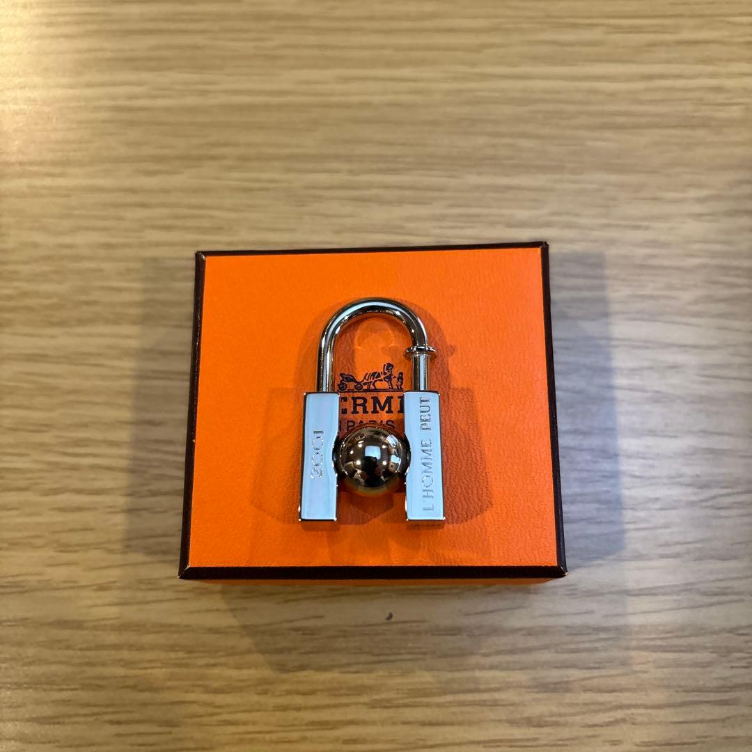 HERMÈS 2001 限定　カデナ