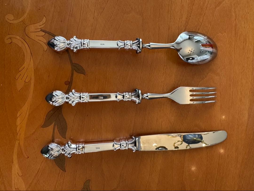 Gourmet-Silber カトラリー収納 サイドテーブル&銀食器セット