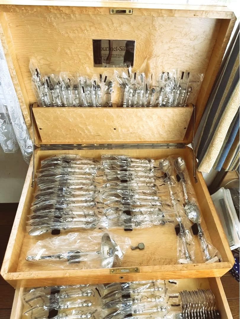 Gourmet-Silber カトラリー収納 サイドテーブル&銀食器セット