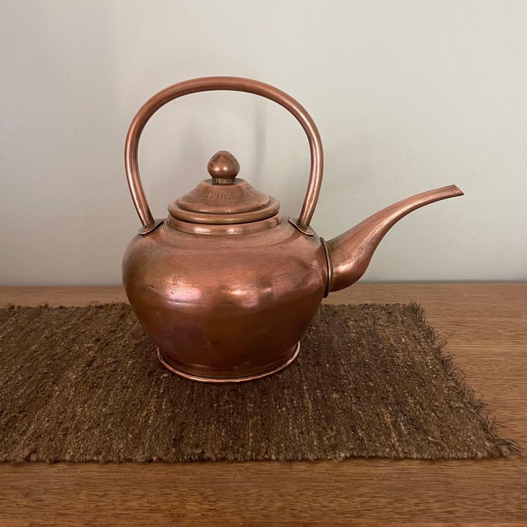 銅やかん　中国　四川省