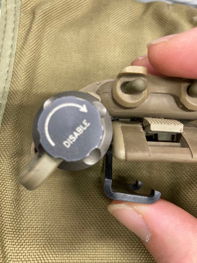 ひ*ー様 SureFire HL1-A-TN LED ヘルメットライト 米軍放出