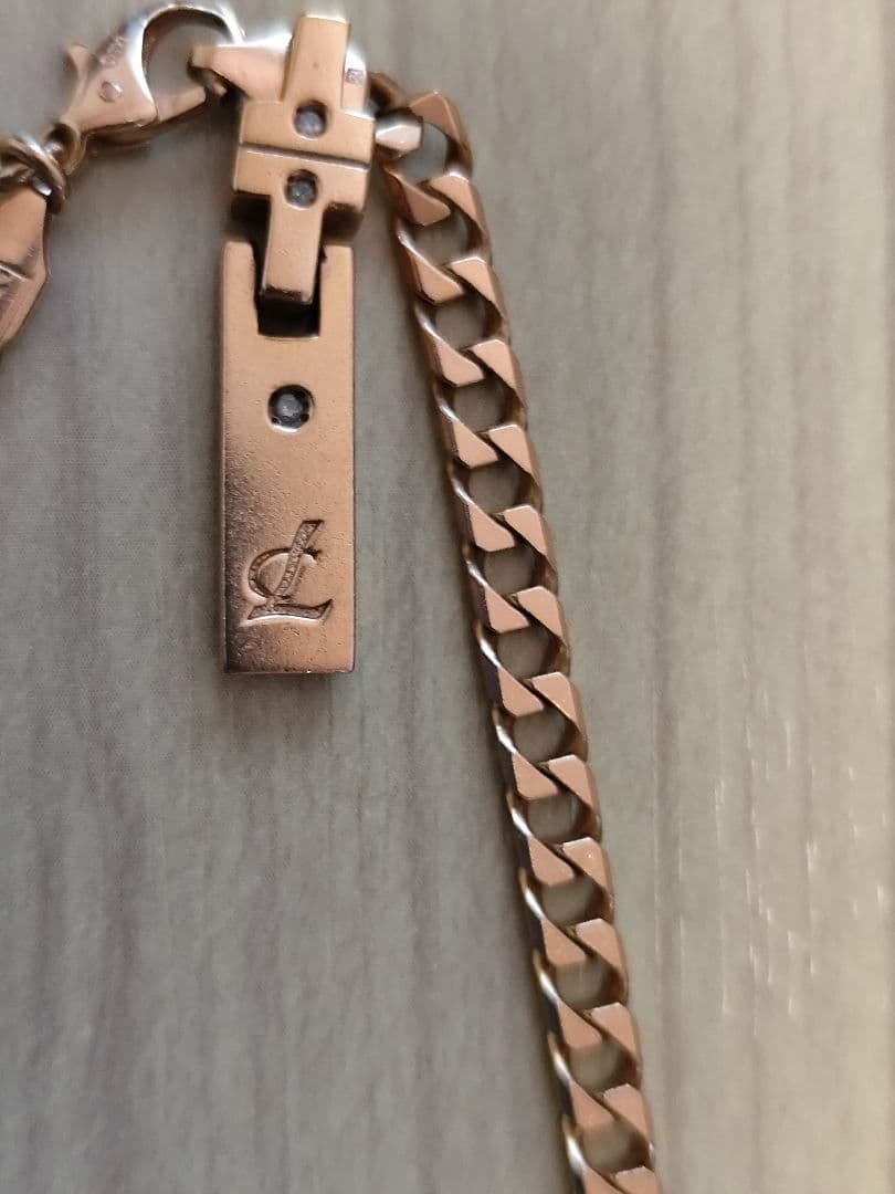 金属製チェーンネックレス