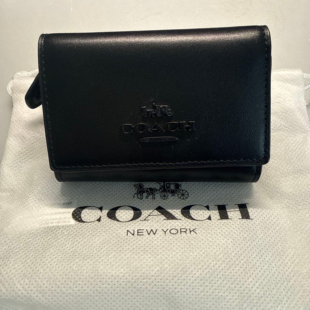 coach 三つ折り財布