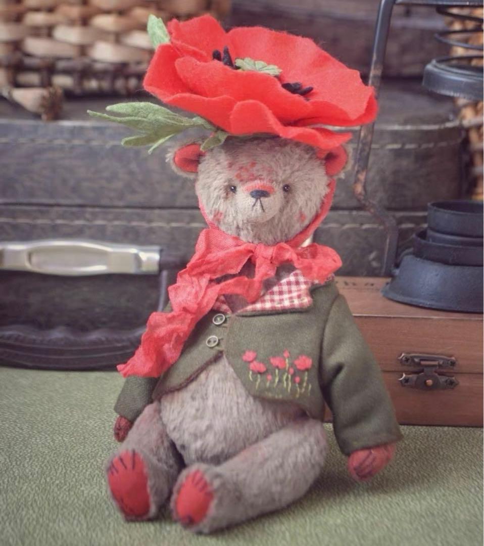 赤いお花とくまさん アーティストベア テディベア 海外作家様 ハンドメイド