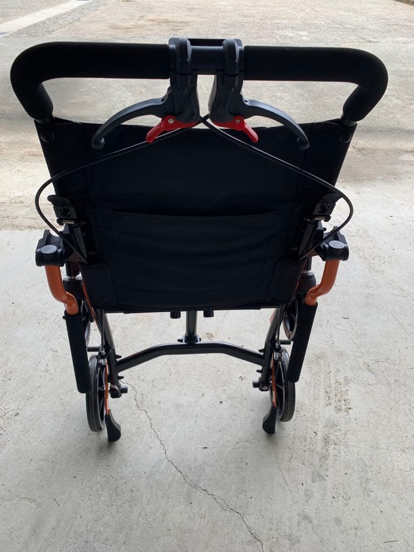 軽量介助用車椅子 care-parents