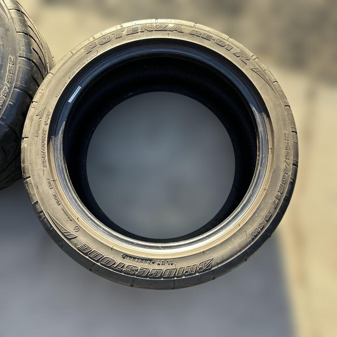 ブリヂストン 255/40R17夏用タイヤ　2006年　2本(4-59)