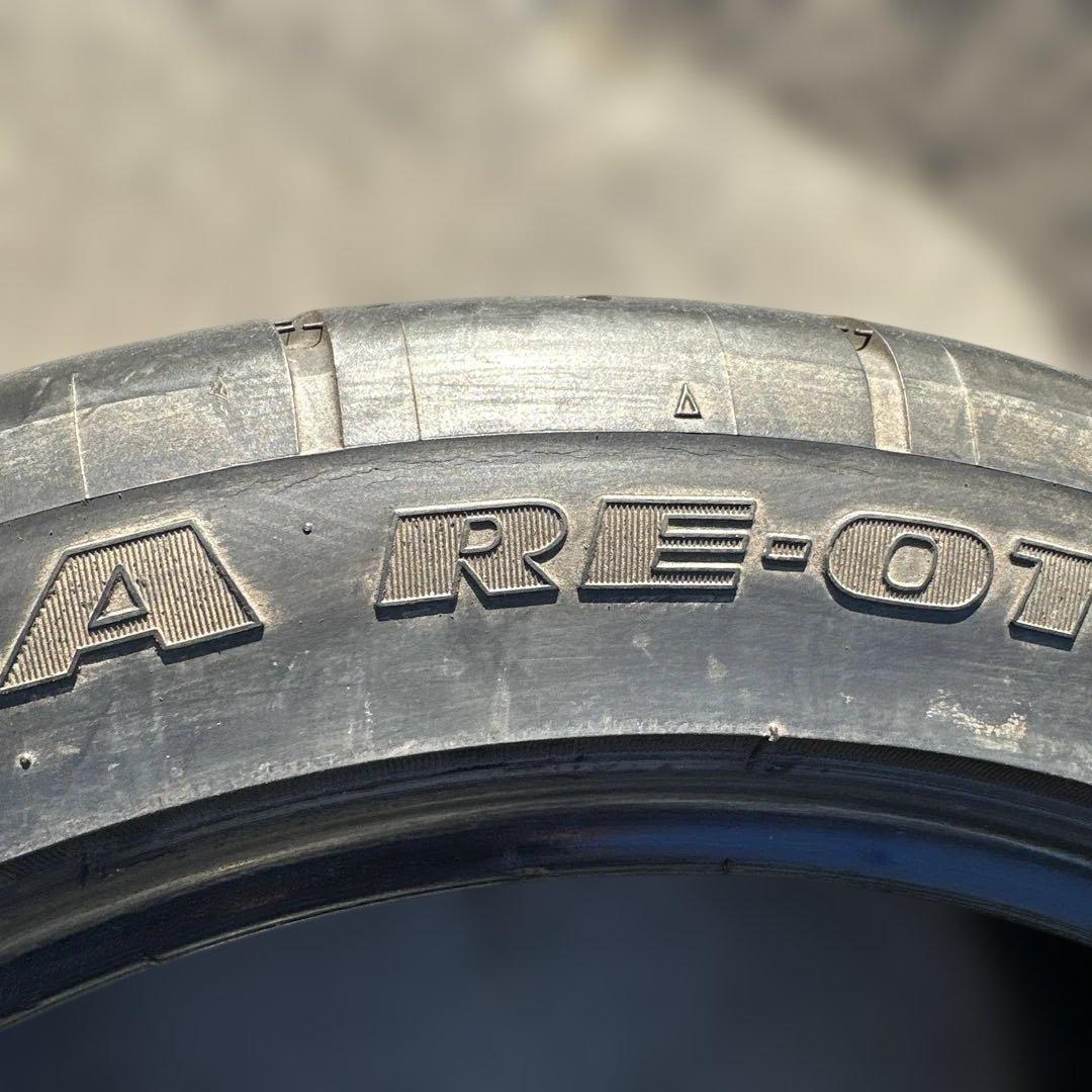 ブリヂストン 255/40R17夏用タイヤ　2006年　2本(4-59)