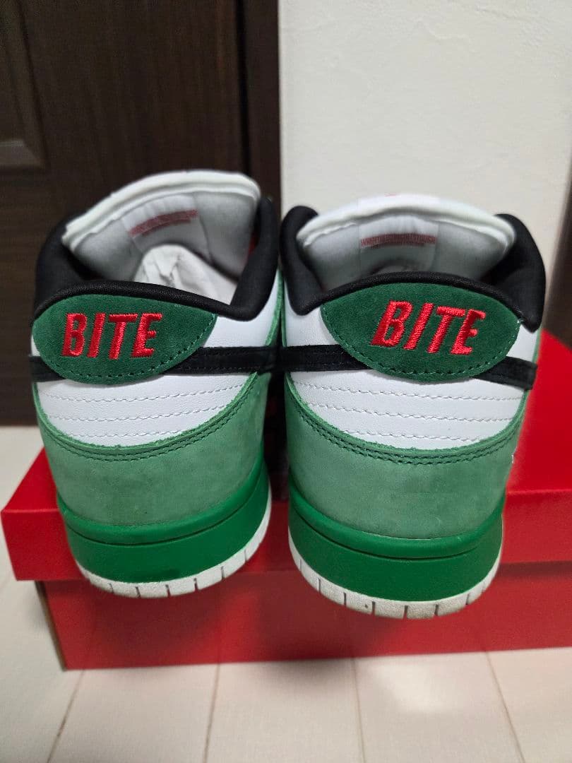 靴 ERROR DUNK LOW PRO SB BITE EM