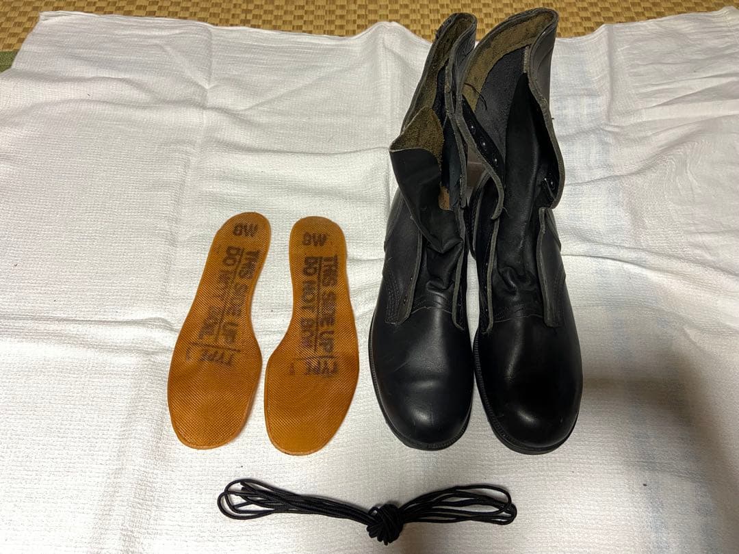 米軍放出品　デッドストック　ミリタリーコンバットブーツ　8W 26cm 幅広