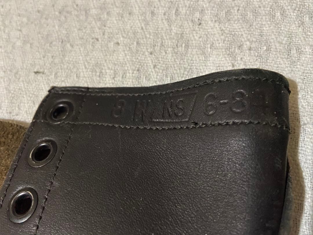 米軍放出品　デッドストック　ミリタリーコンバットブーツ　8W 26cm 幅広