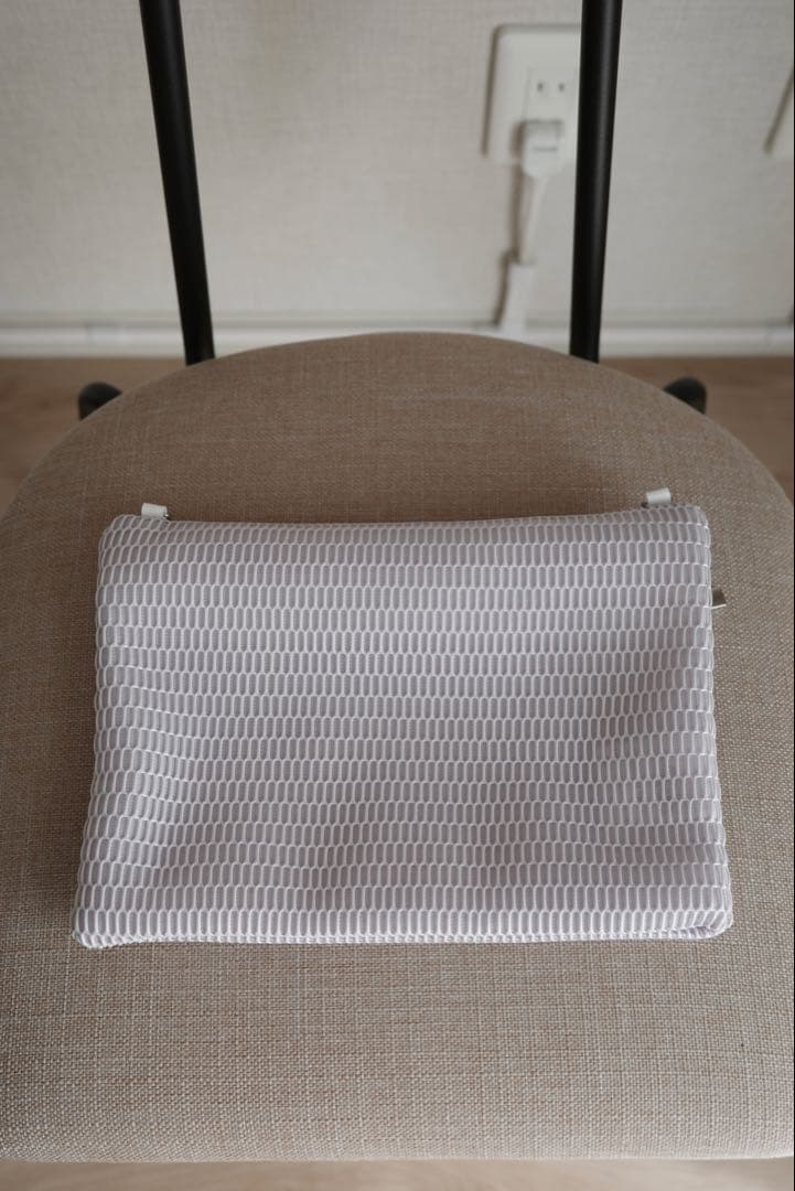 【ゆう】qbag paris ネスト L ジップ付 グレージュビアンコ