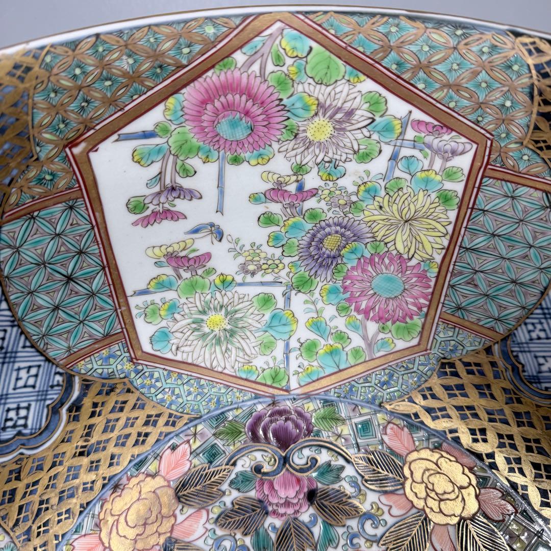 明治〜大正時代　アンティーク有田　極上品　色絵花草文様三ツ揃鉢　箱付　超絶技巧