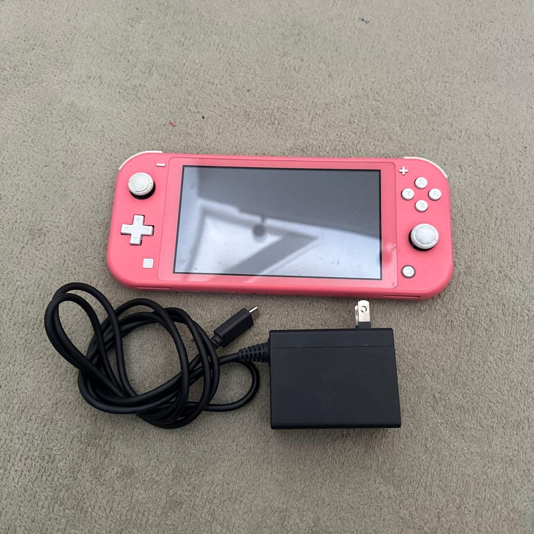 Nintendo Switch Lite ピンク 本体と充電器　ジャンク品