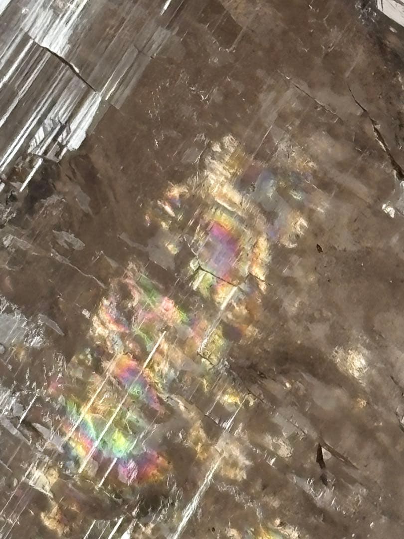 《ヒマラヤ＊スモーキークォーツ・虹だらけナチュラルポイント・二次結晶共生》