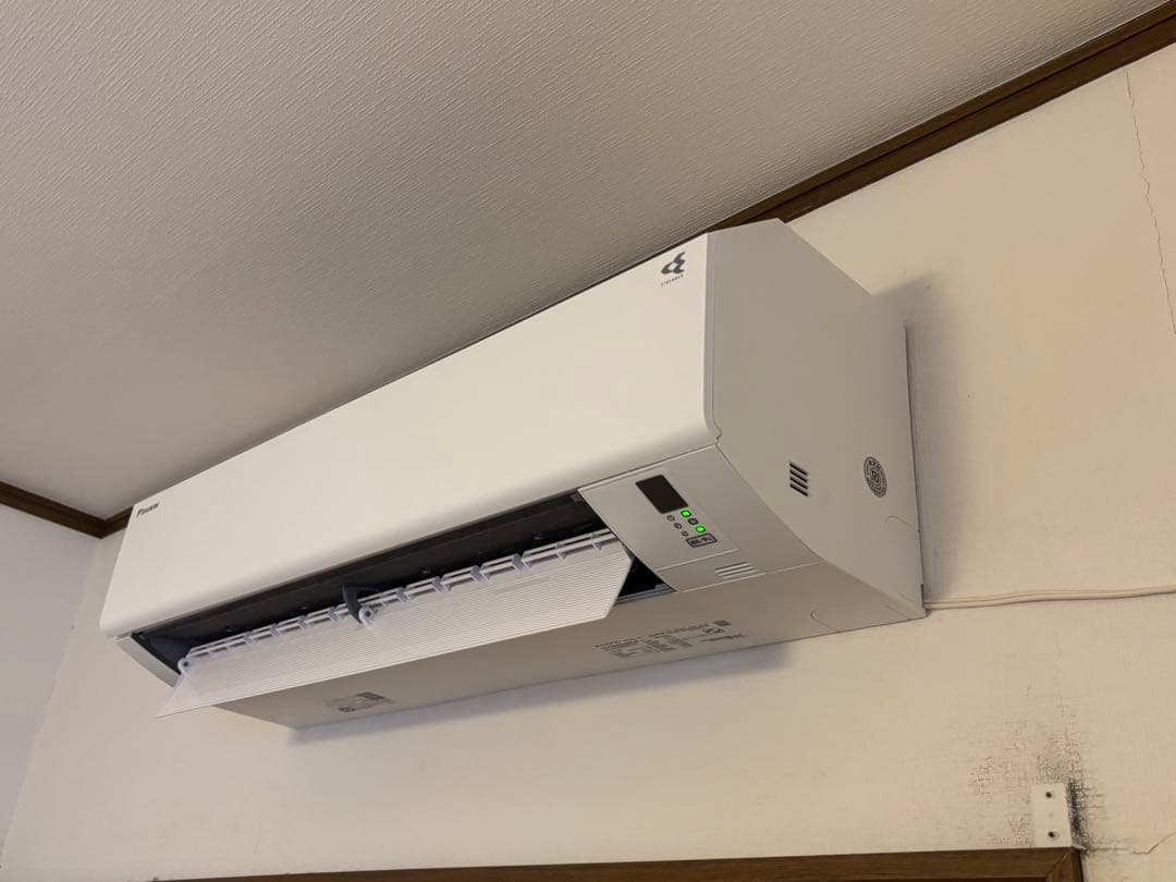 12/11まで【美品】2024年製　ダイキン　エアコン　8畳用　100V