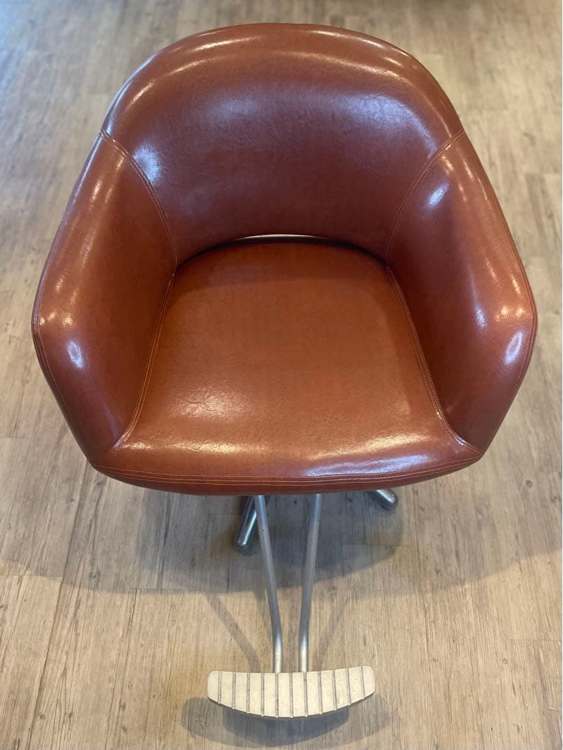 ① スタイリングチェア　セット椅子　美容椅子　サロン椅子　⚠️ジャンク品　座椅子