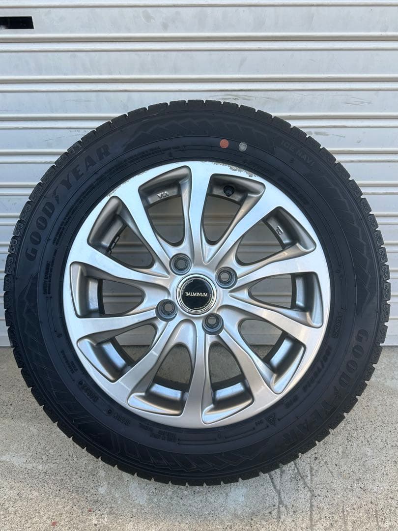 a*y様 値下げしました【2022年製】スタッドレスタイヤ4本セット165/70