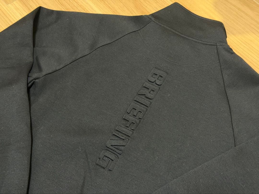 美品　ブリーフィング　MS WARM 3D LOGO HALFZIP TOP M