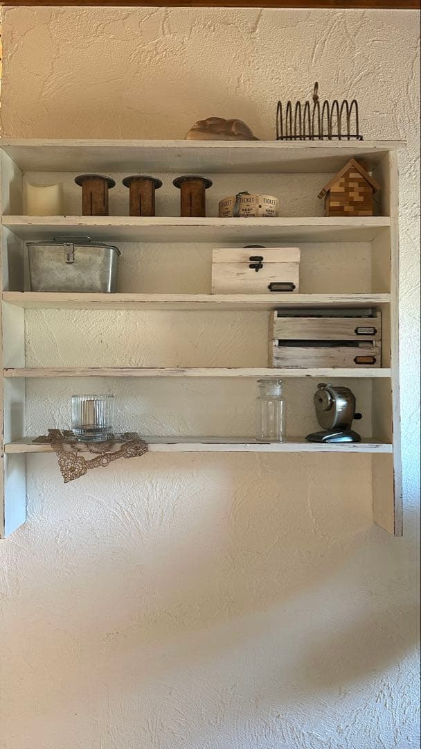 アンティーク木製壁掛け棚 4段 ホワイト