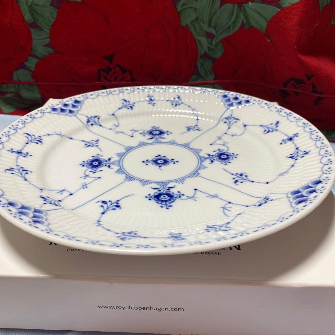 ロイヤルコペンハーゲンブルーフルーテッドハーフレース625　ディナープレート2枚