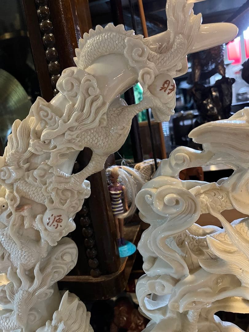 象牙風中国縁起置物、象牙風龍、中国繊細彫刻、中国天龍縁起置物、龍鯉城置物