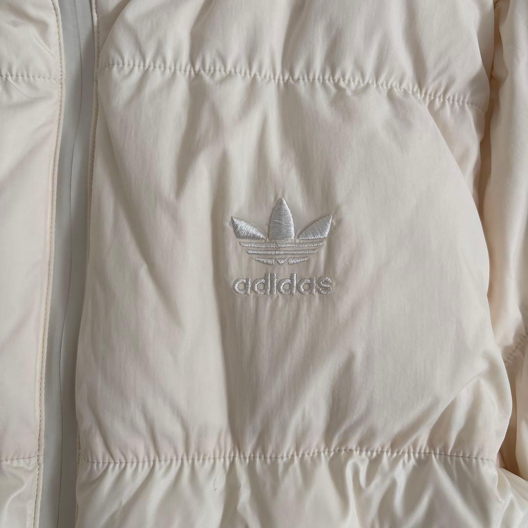 m*u様 adidas オリジナルホワイト ダウンジャケットショート丈 元値3万