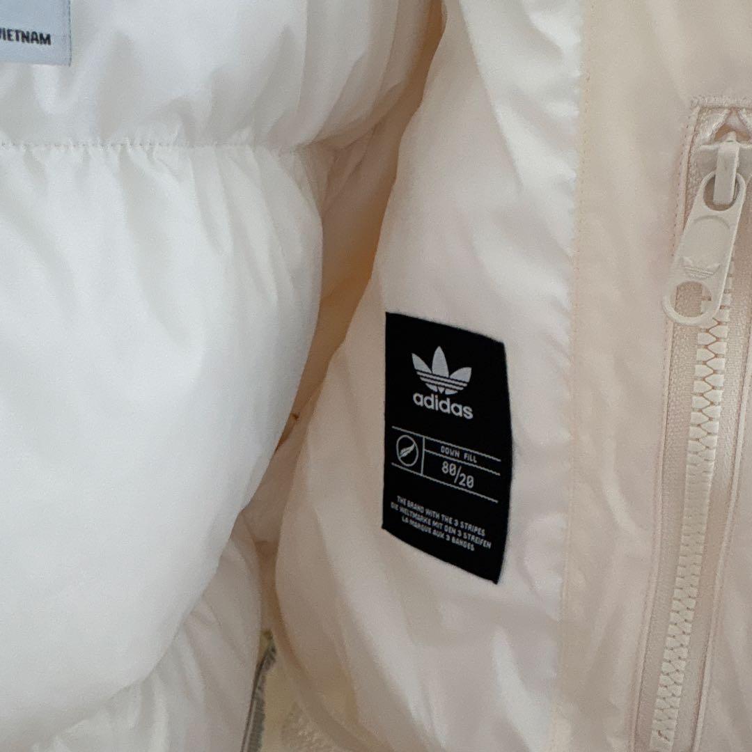 m*u様 adidas オリジナルホワイト ダウンジャケットショート丈 元値3万