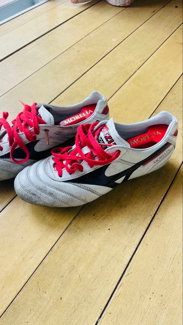 MIZUNOモレリア2JAPANショートタン仕様スーパーホワイトパール×ブラック